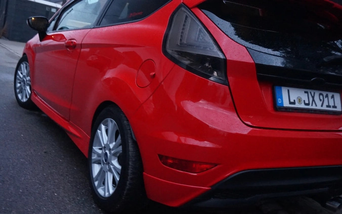 Ford Fiesta cena 22999 przebieg: 130000, rok produkcji 2014 z Kępno małe 172